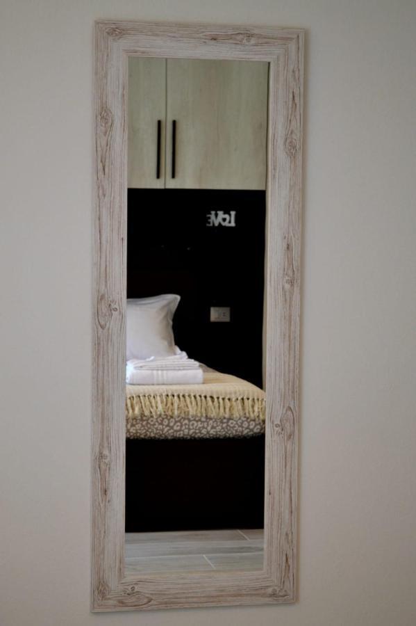 Le Grigne Guesthouse - The Garden Oliveto Lario Exterior foto