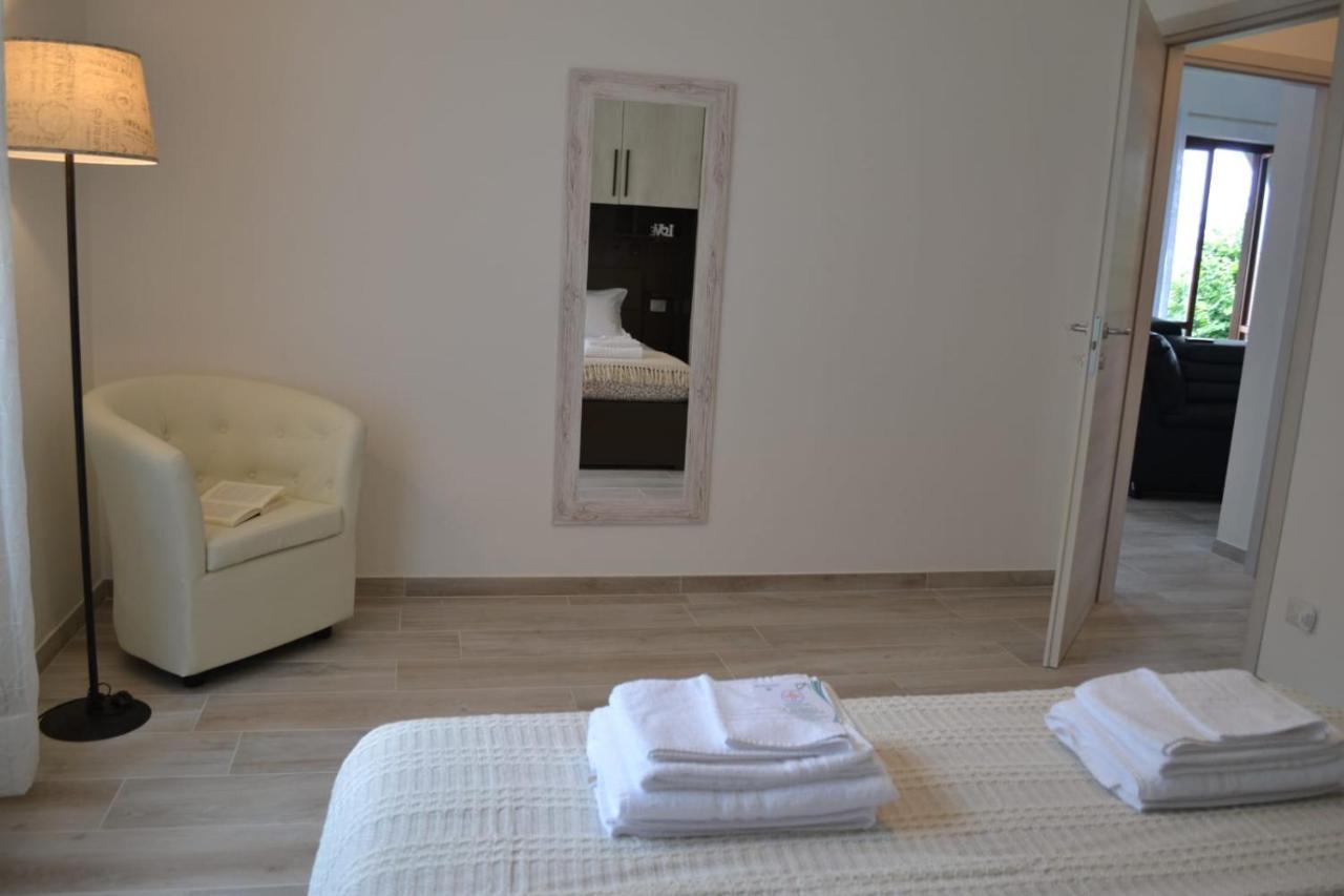 Le Grigne Guesthouse - The Garden Oliveto Lario Exterior foto