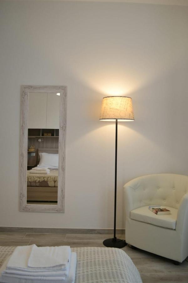 Le Grigne Guesthouse - The Garden Oliveto Lario Exterior foto